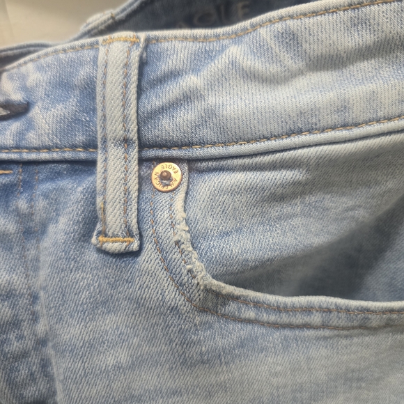 American Eagle Outfitters Light Blue Denim Jeans - Picture 9 of 13